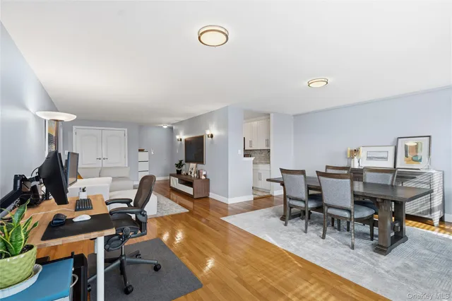 $389,000 | 241-20 Northern Boulevard, Unit 5B | Douglaston