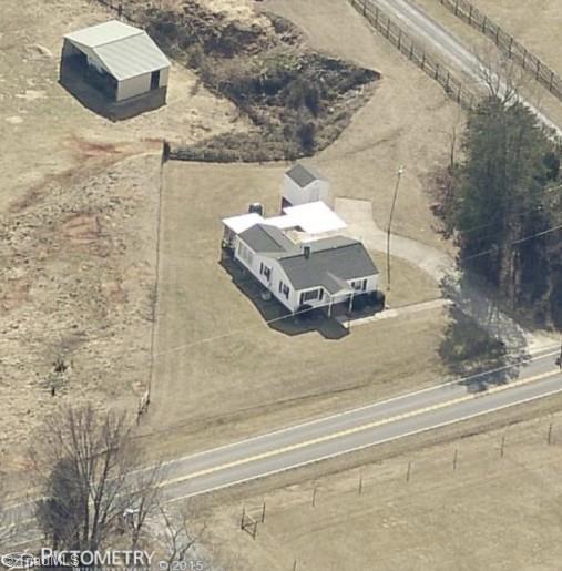 1749 Scalesville Road Summerfield, NC 27358 - Photo 6 of 7