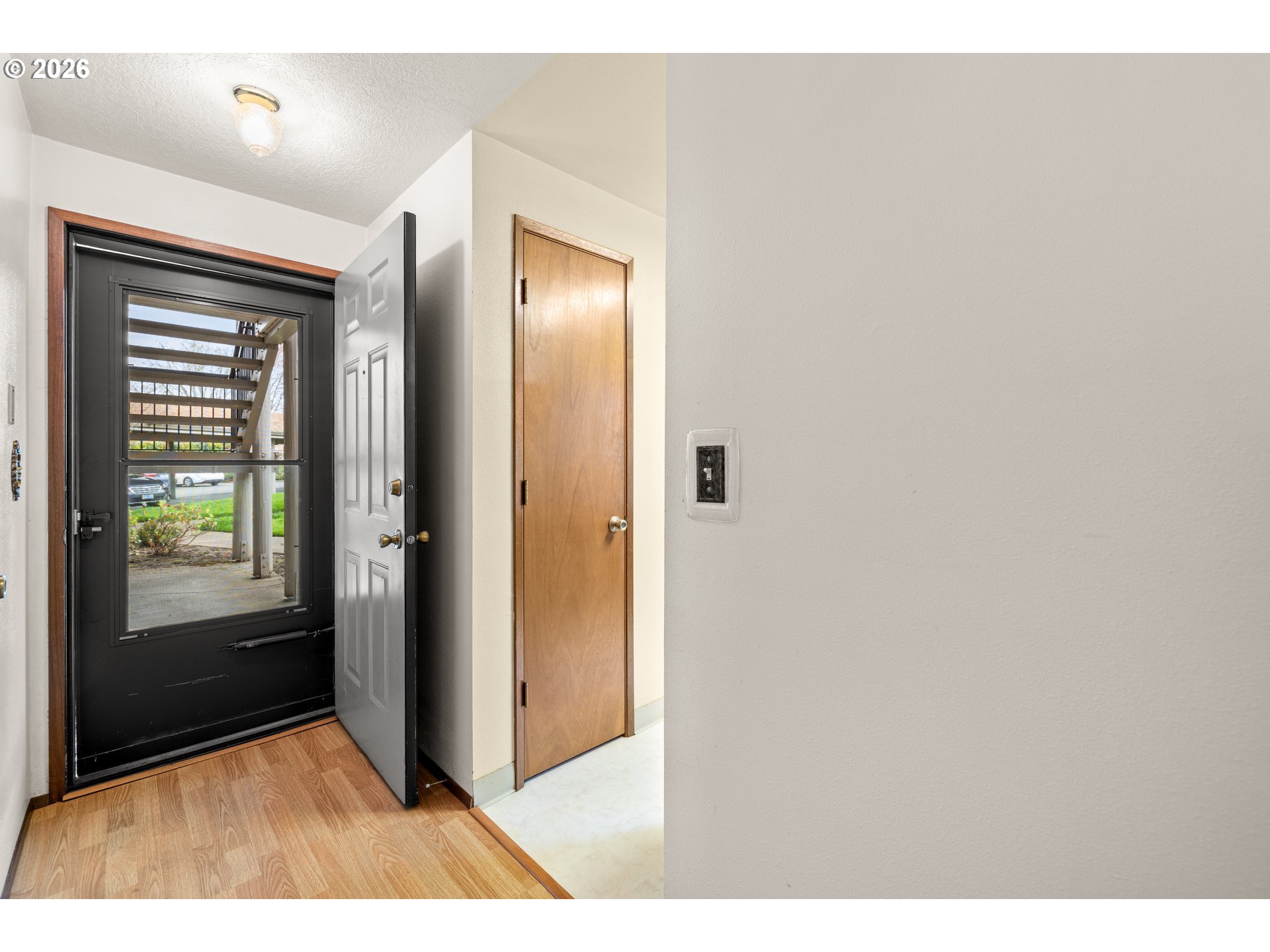 9910 Southwest Trapper Terrace Beaverton, OR 97008 - Photo 10 of 30 Primary Bedroom