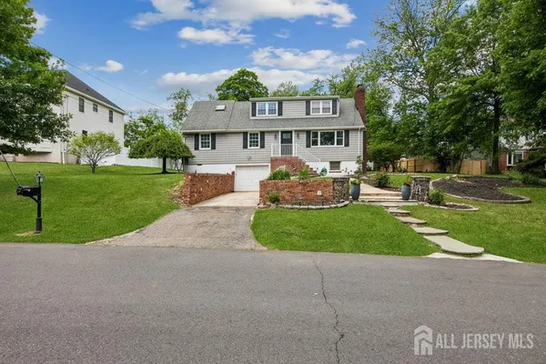 $774,900 | 24 Jersey Avenue, Edison, NJ 08820