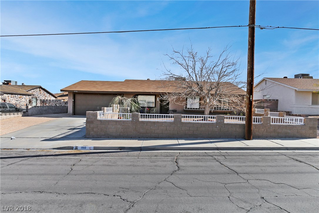 1910 South Magic Way Henderson, NV 89002 - Photo 14 of 19