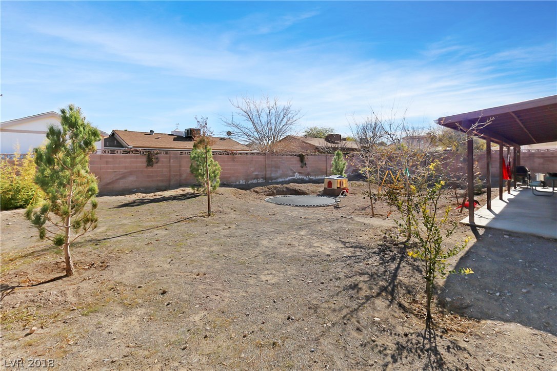 1910 South Magic Way Henderson, NV 89002 - Photo 17 of 19