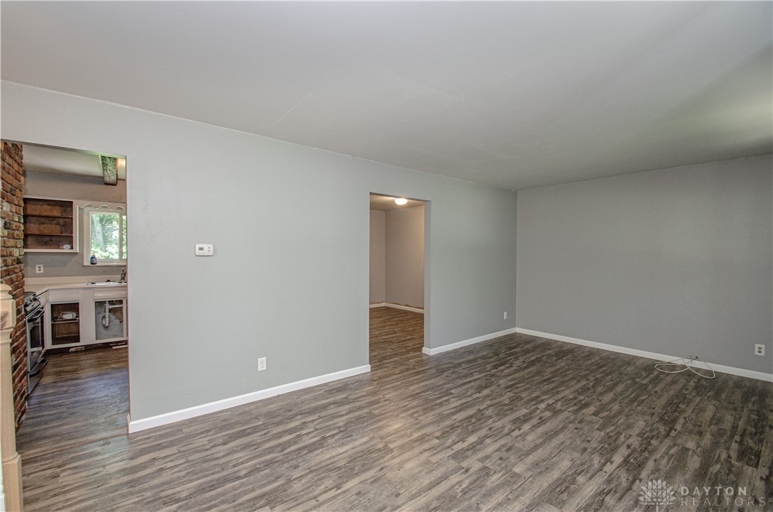 5728 Decker Road Franklin, OH 45005 - Photo 5 of 35 Gallery Image 5