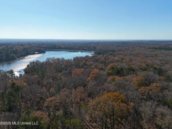 $6,720,000 | 560 Pocahontas Road, Flora, MS 39071