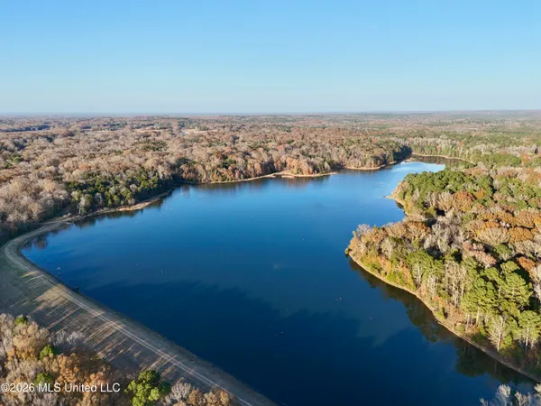 $6,720,000 | 560 Pocahontas Road, Flora, MS 39071