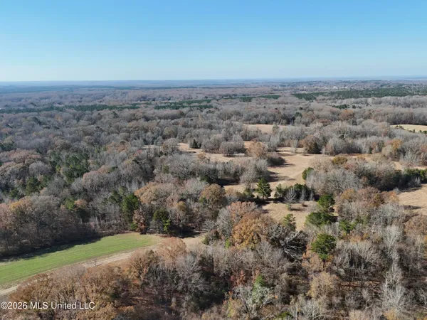 $6,720,000 | 560 Pocahontas Road, Flora, MS 39071
