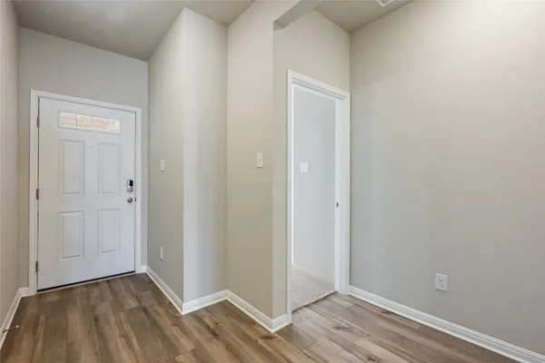 $2,250 | 112 Short Toed Swoop, Cedar Creek, TX 78612