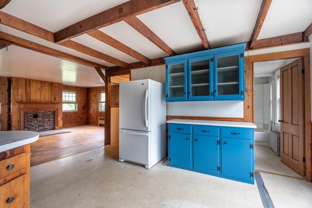 71 Smithville Road Spencer, MA 01562 - Photo 11 of 37 Gallery Image 11