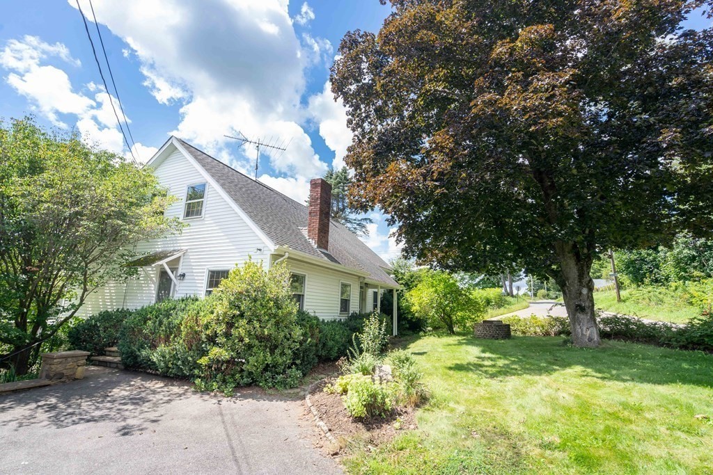71 Smithville Road Spencer, MA 01562 - Photo 3 of 37 Gallery Image 3