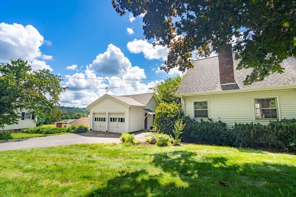 71 Smithville Road Spencer, MA 01562 - Photo 4 of 37 Gallery Image 4