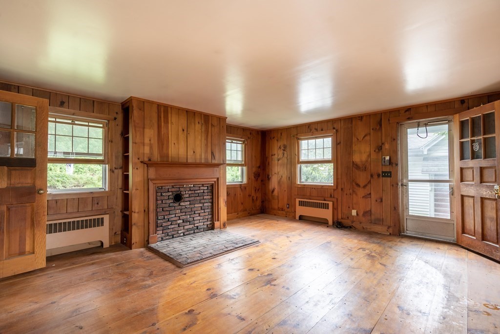 71 Smithville Road Spencer, MA 01562 - Photo 8 of 37 Gallery Image 8
