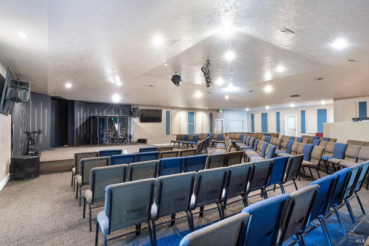 1363 Fulton Road Santa Rosa, CA 95401 - Photo 16 of 78