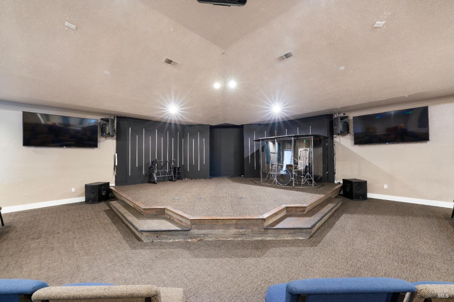 1363 Fulton Road Santa Rosa, CA 95401 - Photo 21 of 78