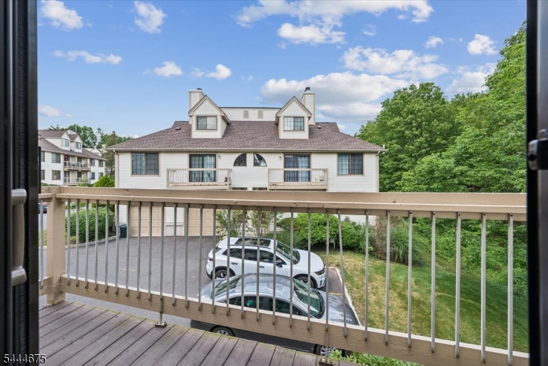 2902 Hemlock Place Bernards, NJ 07920 - Photo 10 of 41