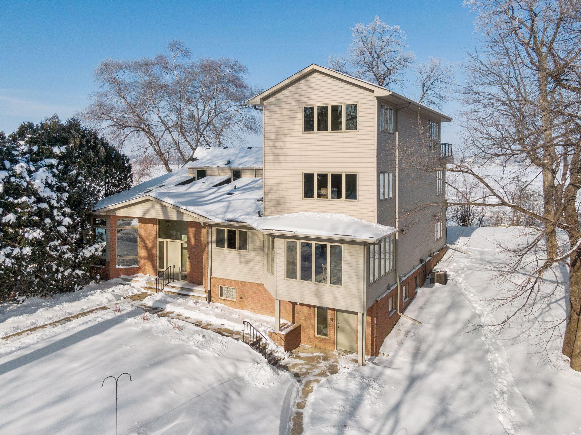 110 Interlachen Lane Tonka Bay, MN 55331 - Photo 2 of 25