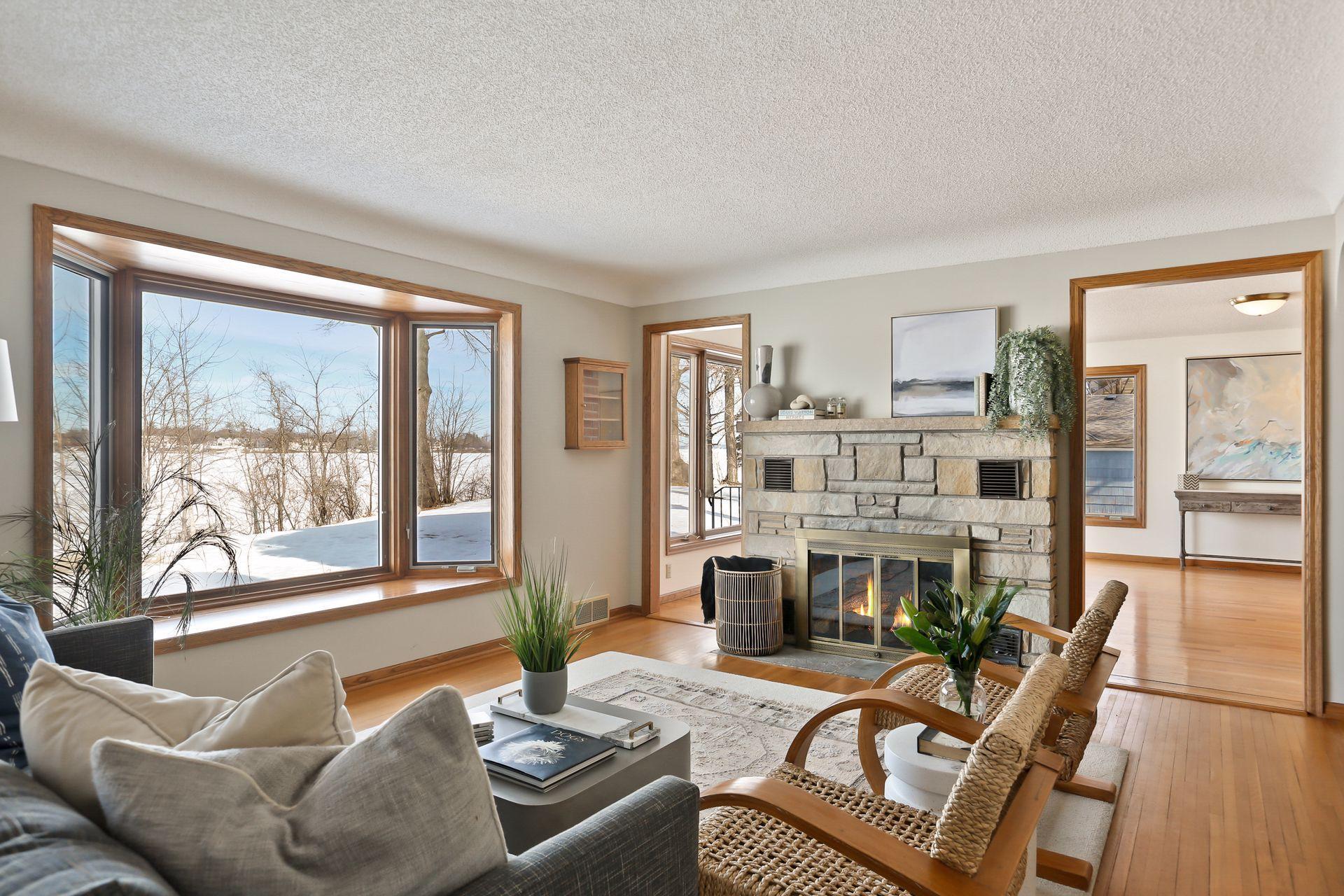 110 Interlachen Lane Tonka Bay, MN 55331 - Photo 10 of 25