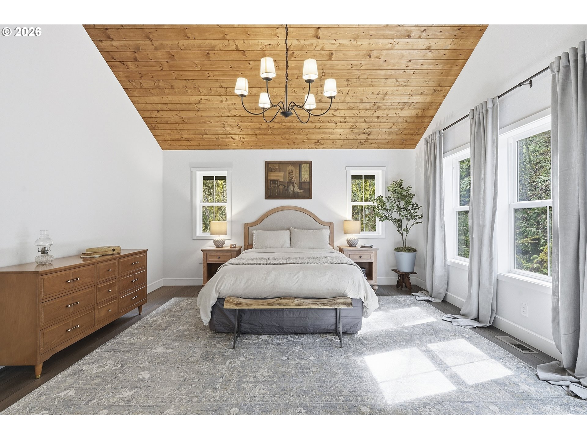 15680 South Wave Road Mulino, OR 97042 - Photo 18 of 43 a living room with furniture