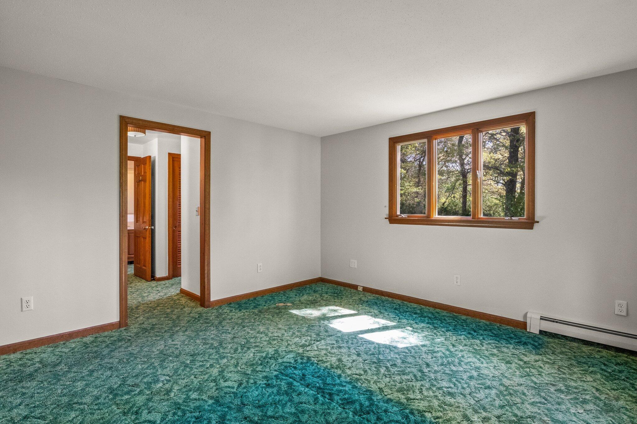 472 Elliott Road Centerville, MA 02632 - Photo 23 of 36 a view of empty room with window