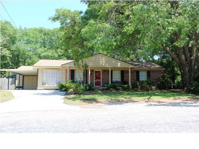 1469 Village Road Charleston, SC 29407 - Photo 1 of 18 Primary Photo