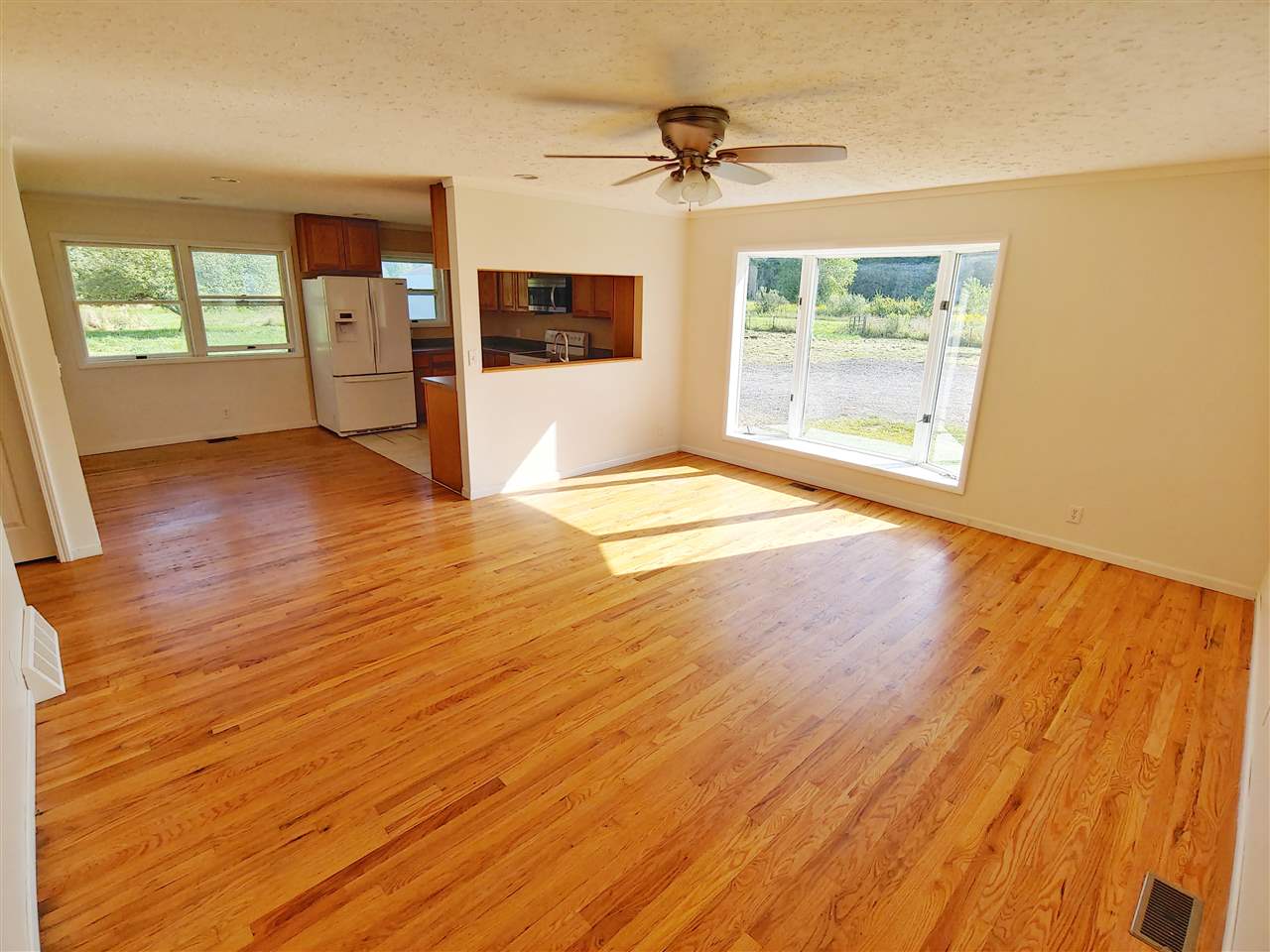 12304 Lake Road Montrose, MI 48457 - Photo 10 of 42
