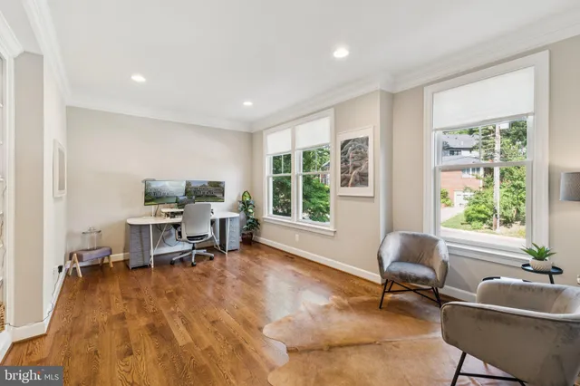 $2,150,000 | 2354 North Quebec Street, Arlington, VA 22207