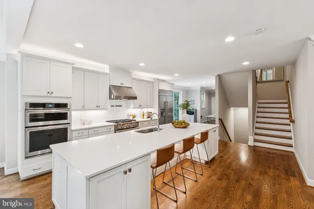 $2,150,000 | 2354 North Quebec Street, Arlington, VA 22207