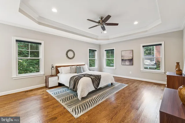 $2,150,000 | 2354 North Quebec Street, Arlington, VA 22207
