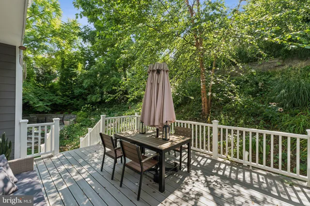 $2,150,000 | 2354 North Quebec Street, Arlington, VA 22207