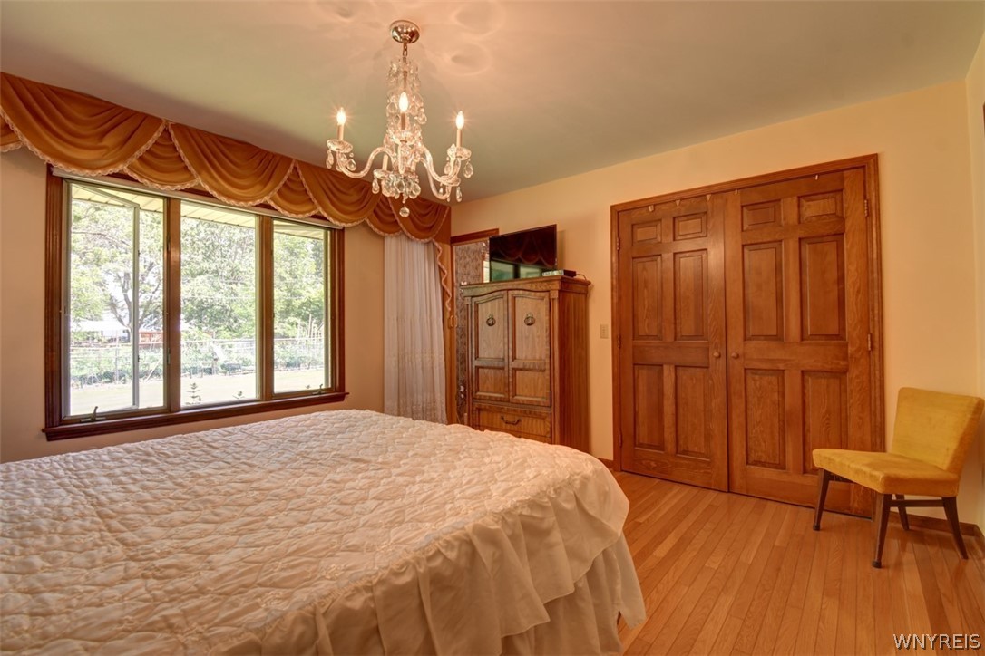 1835 North Forest Road Amherst, NY 14221 - Photo 17 of 33
