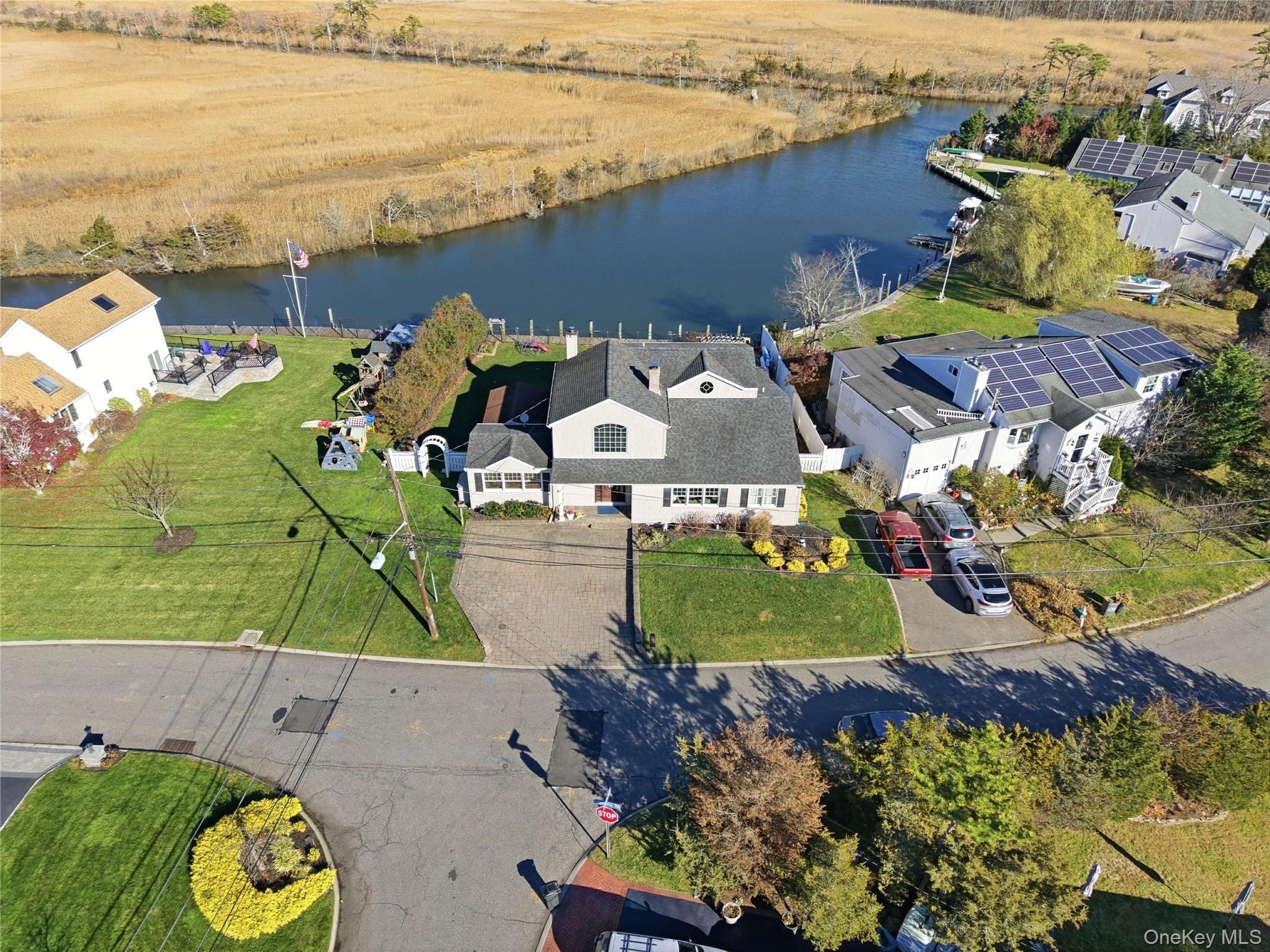 625 Edgewater Road Oakdale, NY 11769 - Photo 2 of 49 Bird's eye view of a large body of water