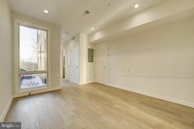 $3,595 | 3118 Mt Pleasant Street Northwest, Unit 3, Washington, DC 20010