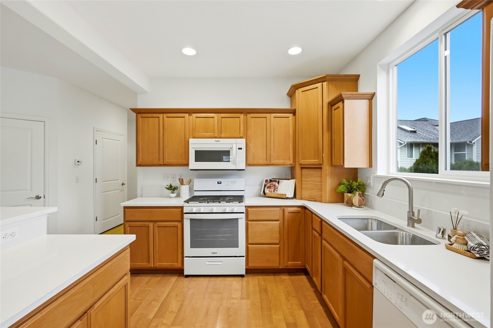 24115 22nd Place West Bothell, WA 98021 - Photo 16 of 40