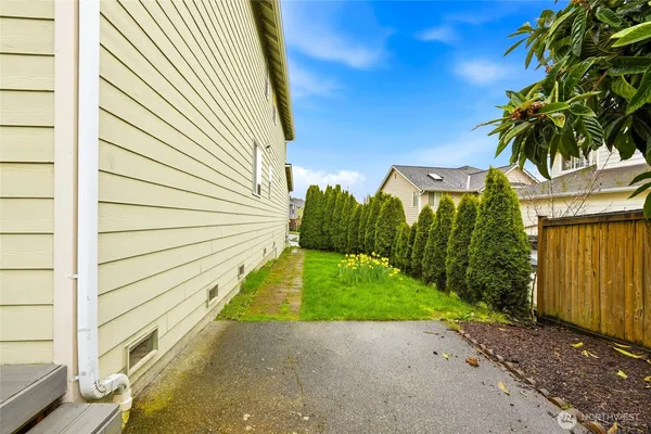 $1,199,950 | 24115 22nd Place West, Bothell, WA 98021
