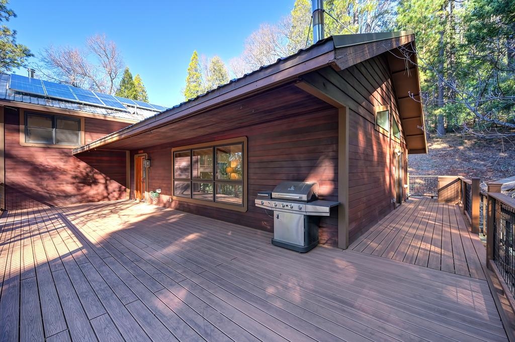 575 Frost Hill Road Alta, CA 95701 - Photo 25 of 28 Wrap around deck