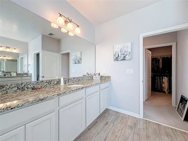 $649,999 | 8150 Gray Kingbird Drive, Winter Garden, FL 34787