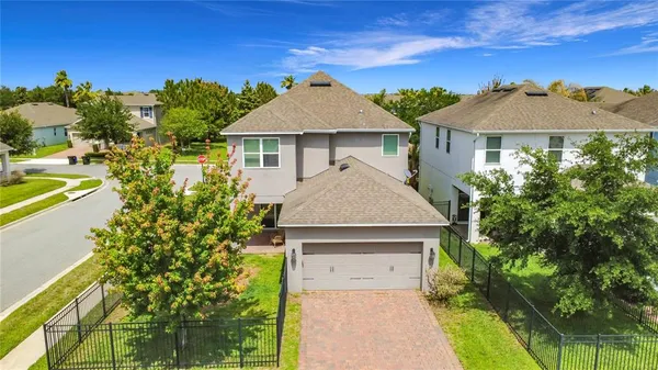 $649,999 | 8150 Gray Kingbird Drive, Winter Garden, FL 34787