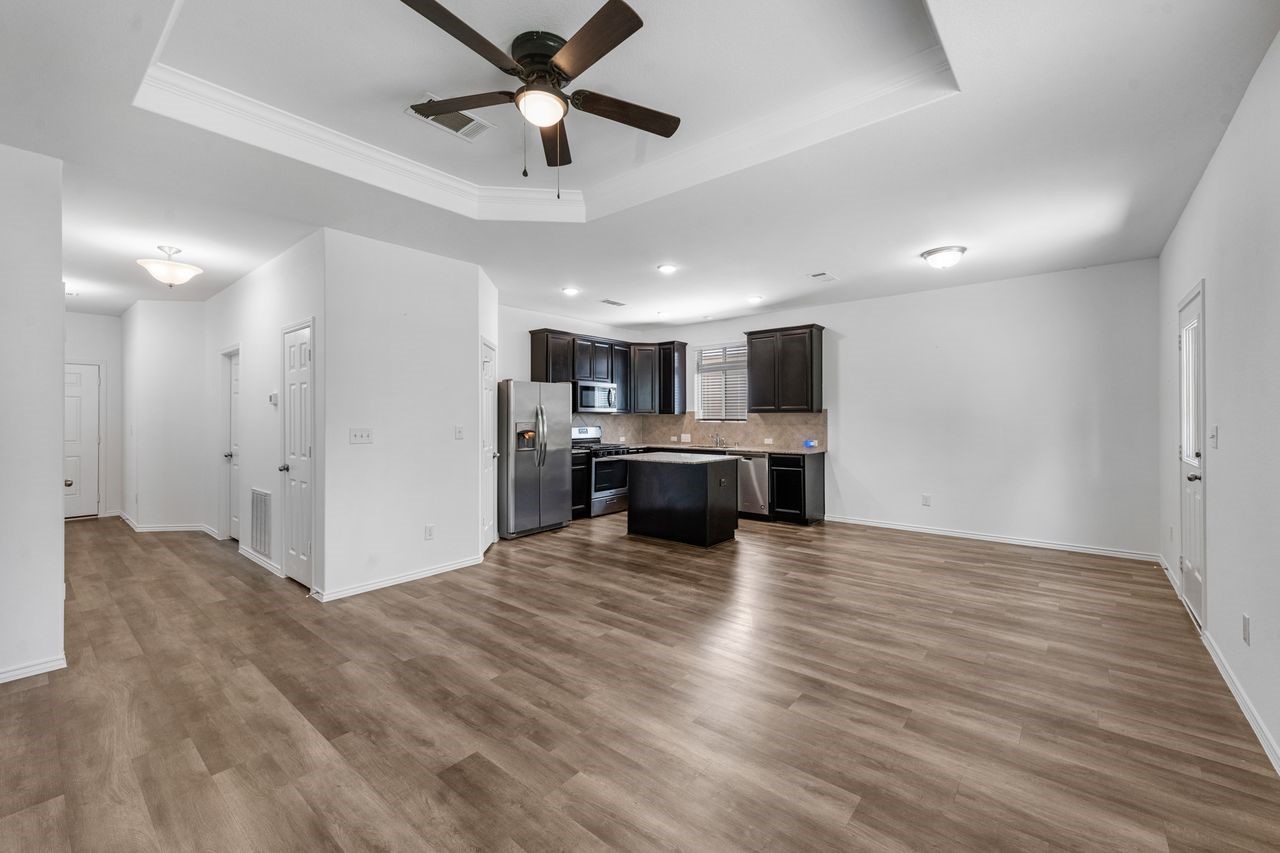 4136 Hidden Timbers Lane Conroe, TX 77304 - Photo 8 of 19