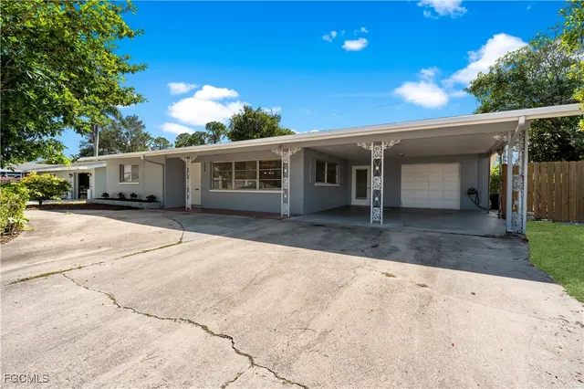 $295,000 | 1450 Charles Road, Fort Myers, FL 33919