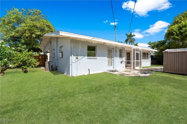 $295,000 | 1450 Charles Road, Fort Myers, FL 33919