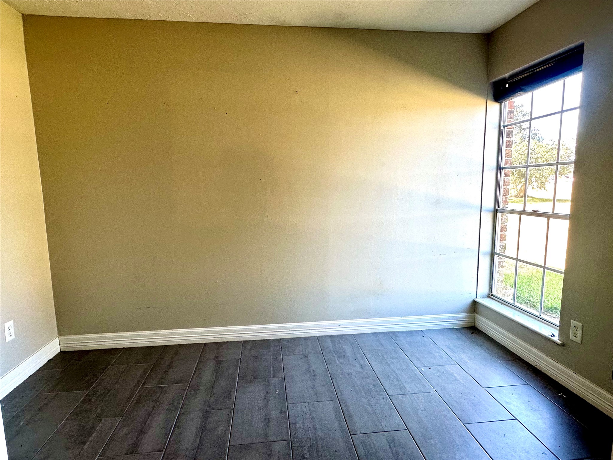 20257 Highway 35 Sweeny, TX 77480 - Photo 12 of 21 Home Office/Flex Room