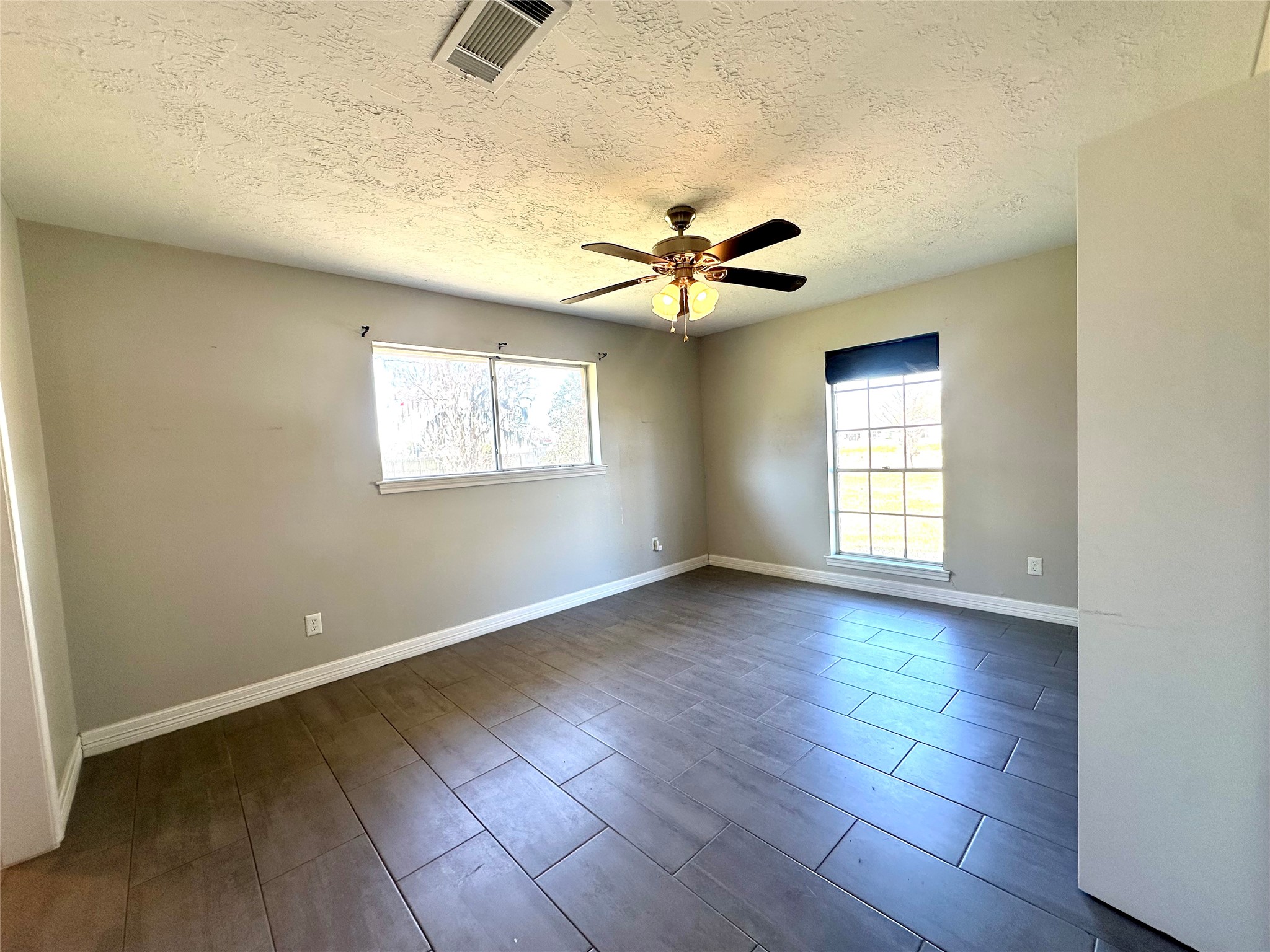 20257 Highway 35 Sweeny, TX 77480 - Photo 14 of 21 Primary Bedroom