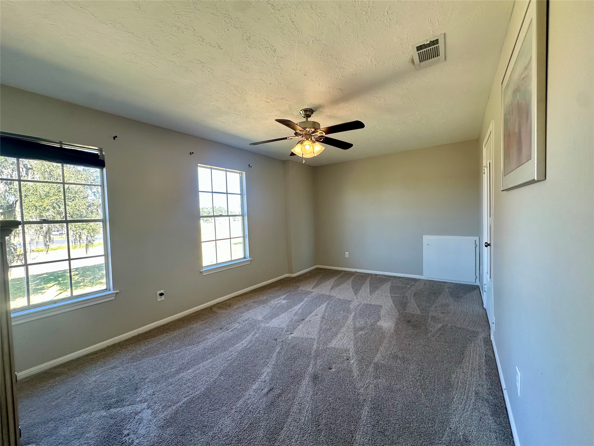 20257 Highway 35 Sweeny, TX 77480 - Photo 17 of 21 Large Upstairs Bedroom
