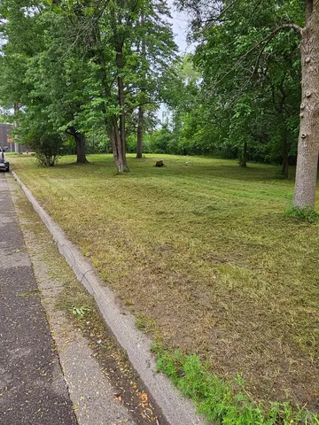 $118,500 | 7016 Dutton Avenue North, Brooklyn Park, MN 55428