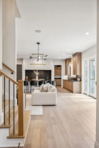 a view of entryway and hall