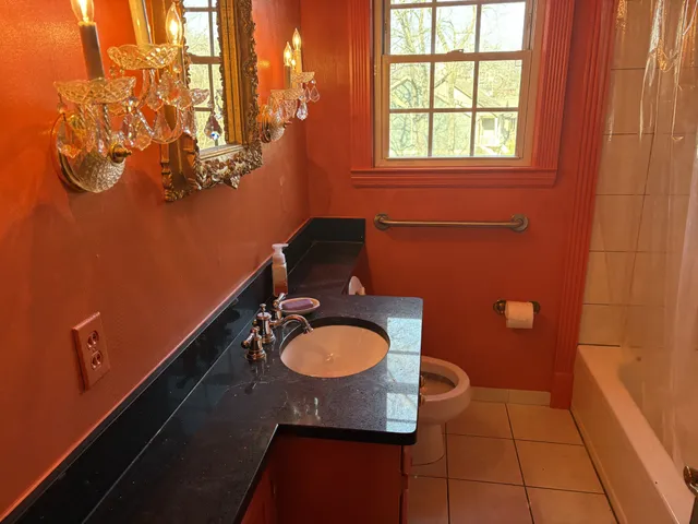 $2,000 | 3300 Overlook Drive, Nashville, TN 37212