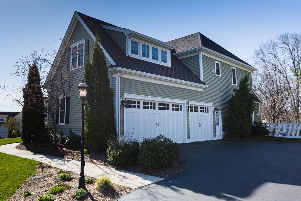 185 Riverside Drive Wrentham, MA 02093 - Photo 2 of 30 Gallery Image 2