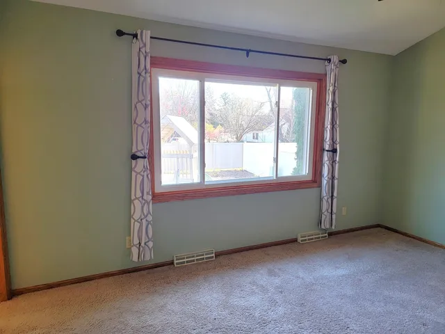 $469,000 | 1823 Wallinford Drive, Sun Prairie, WI 53590