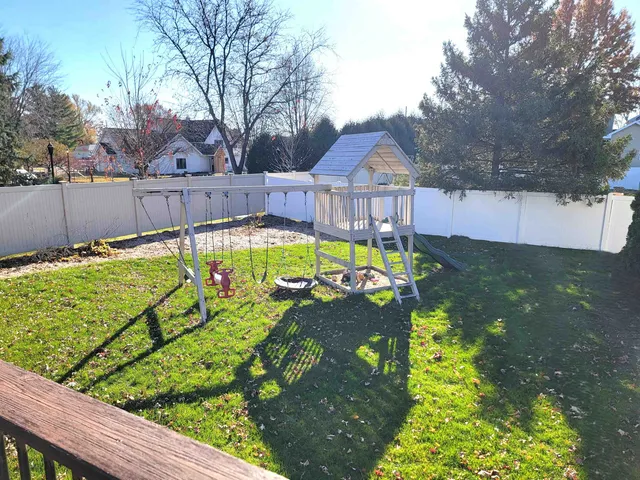 $469,000 | 1823 Wallinford Drive, Sun Prairie, WI 53590