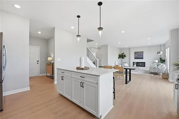 $539,948 | 1505 Southeast Bailey Farms Parkway, Lee's Summit, MO 64082
