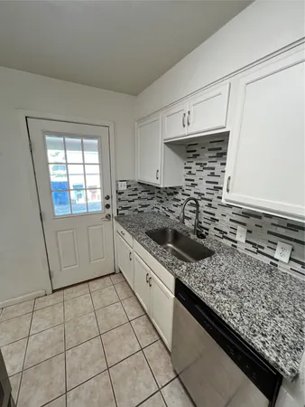 $1,795 | 7909 Lazy Lane, Unit A, Austin, TX 78757